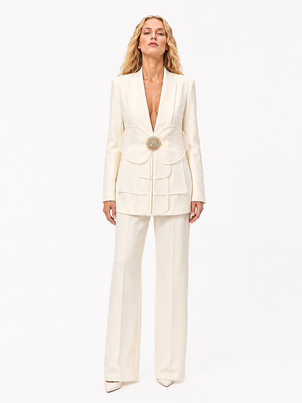 The	Ivory Bow Occasion Set